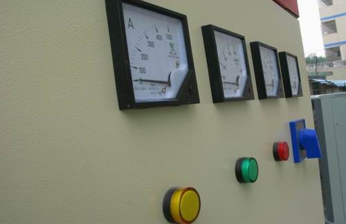 扎鲁特成套配电箱 扎鲁特成套配电箱